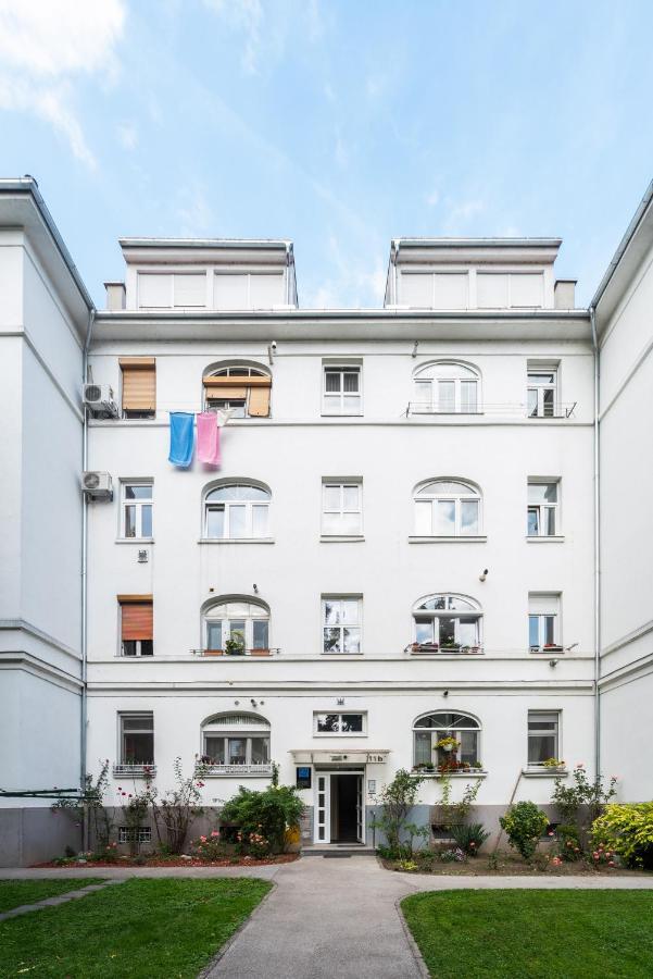 Opera Apartment ซาเกร็บ ภายนอก รูปภาพ